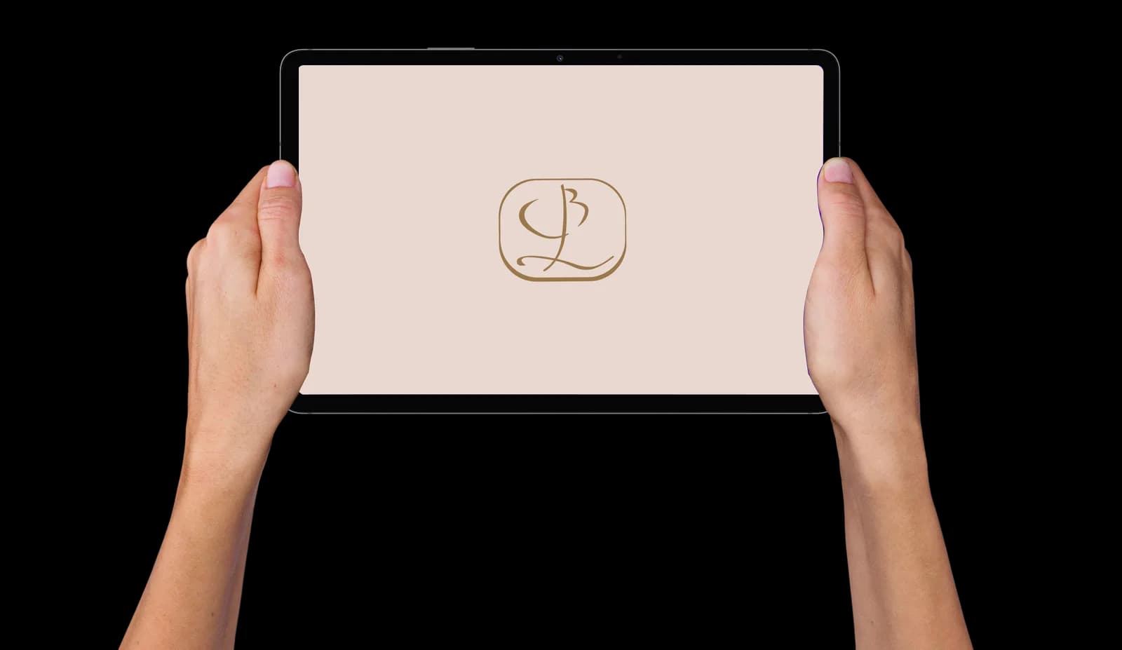 Two hands holding up a tablet showing the gold Beauty Lounge Bergedorf monogram on a rose-sand screen