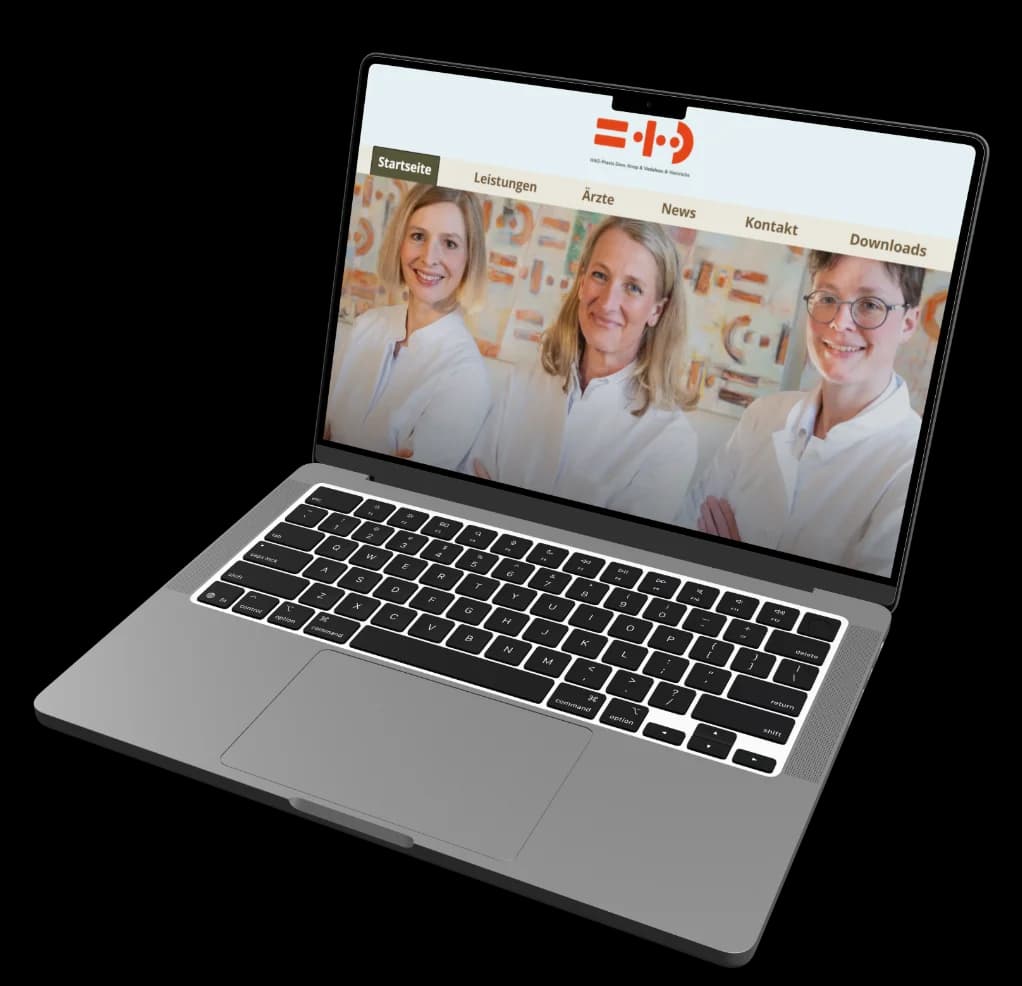 The HNO in Eppendorf home page on a laptop: the red =•|• logo, the Startseite, Leistungen, Ärzte, News, Kontakt and Downloads menu and a photo of the practice’s three doctors